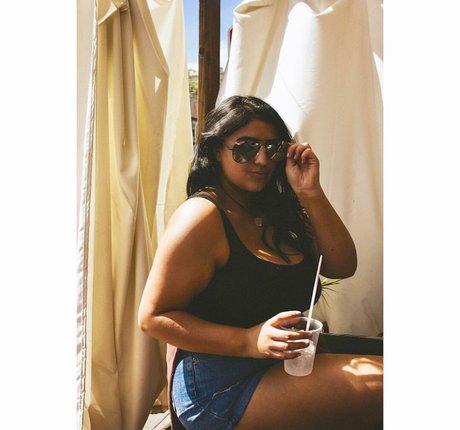 Charlotte Godoy photo 101