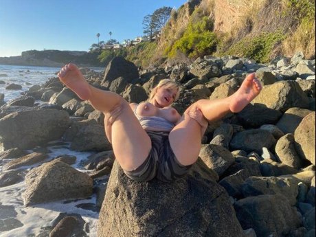 Charlotte Olivia photo 49