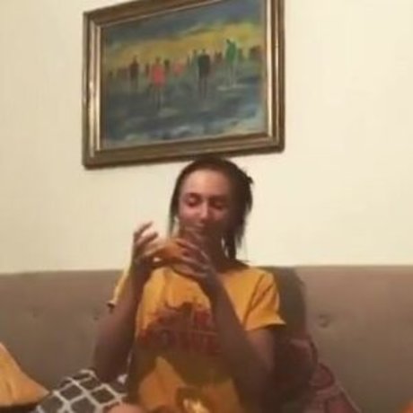 Charlotte Summers photo 3