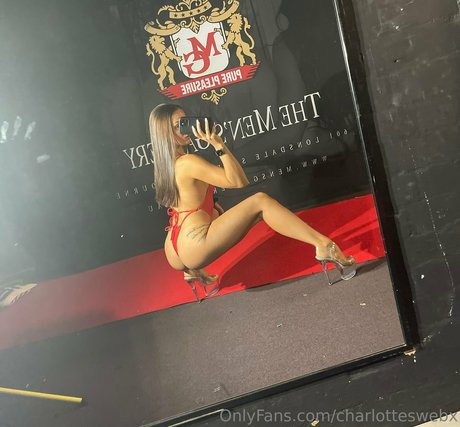 Charlotteswebx photo 24