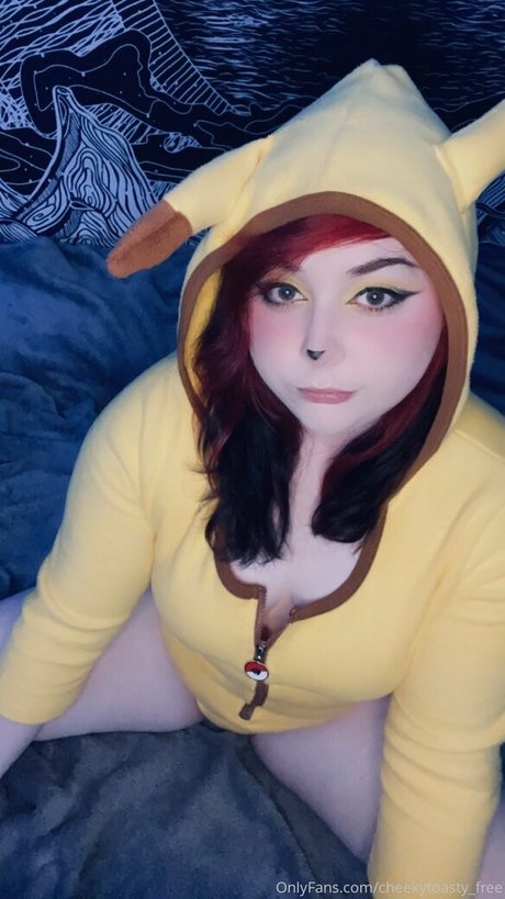 Cheekytoasty_free photo 4