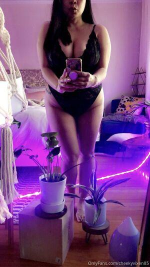 cheekyvixen85 photo 6