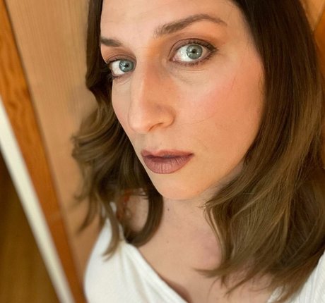 Chelsea Peretti photo 2
