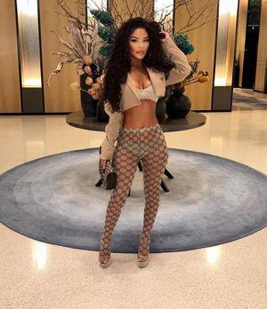 Chelsee Healey photo 11