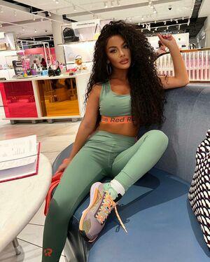 Chelsee Healey photo 24