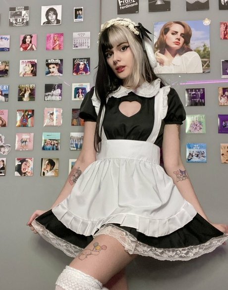 Cherry Bella photo 1