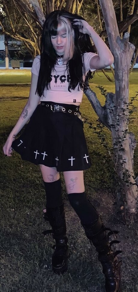 Cherry Bella photo 5