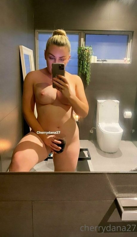 Cherrydana photo 32