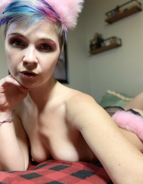 Cherryfoxjk photo 13