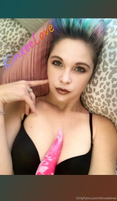 Cherryfoxjk photo 60