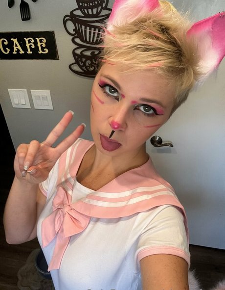 Cherryfoxjk photo 68