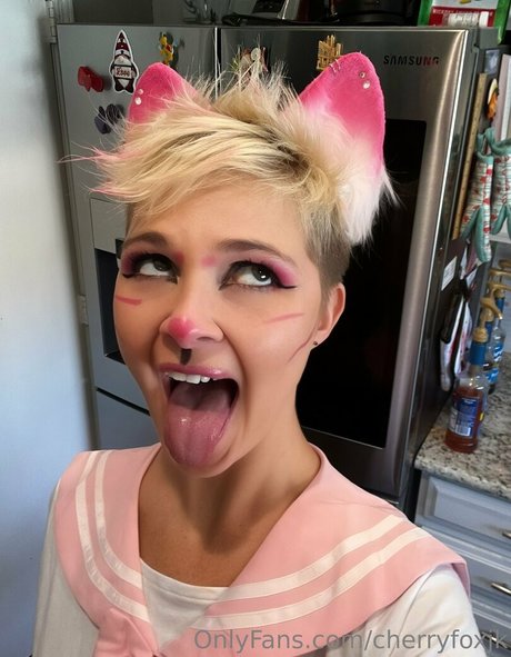 Cherryfoxjk photo 69