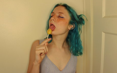 Cherrylolli_sfw photo 22