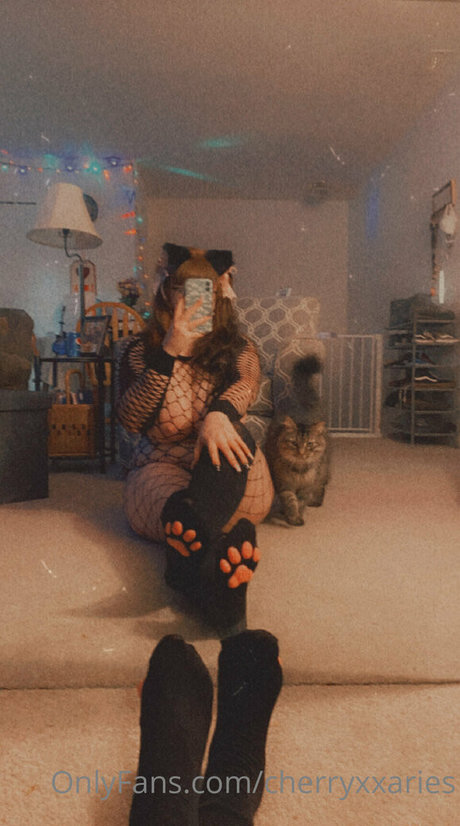 Cherryxxaries photo 78