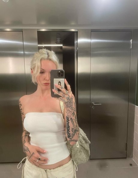 Cherryyjones photo 90