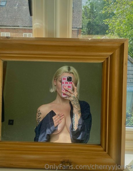 Cherryyjones photo 98