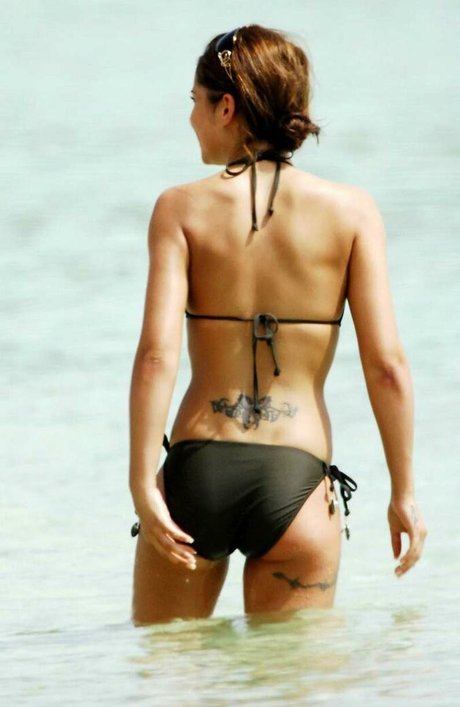 Cheryl Cole photo 6