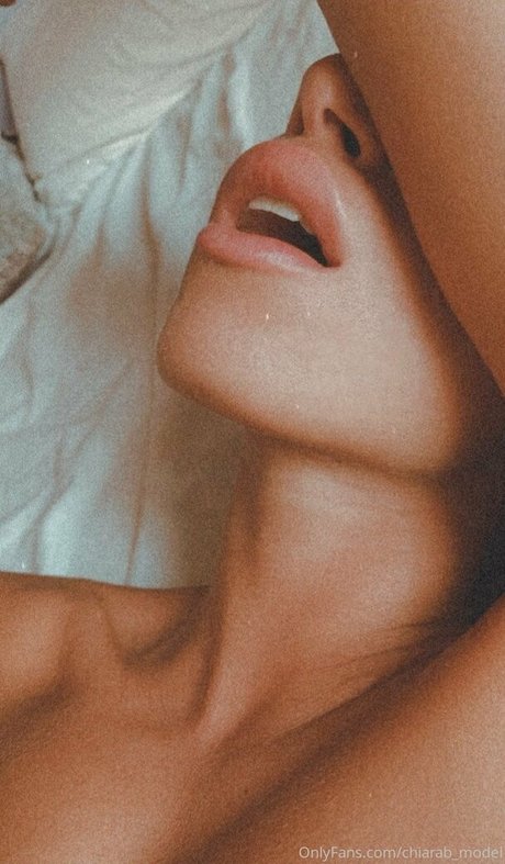 Chiarab_model photo 60