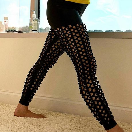 Chiropractor photo 3