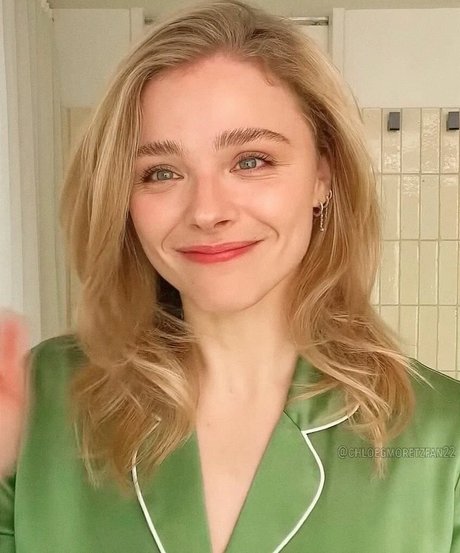 Chloe Grace Moretz photo 58