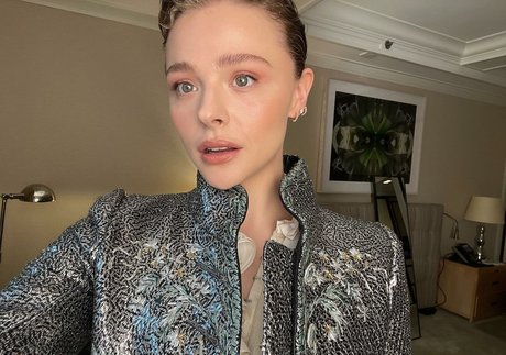 Chloe Grace Moretz photo 66