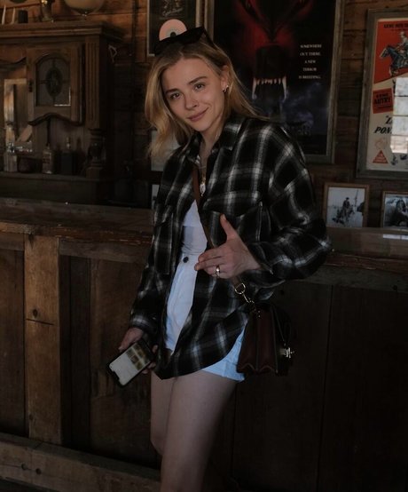 Chloe Grace Moretz photo 165