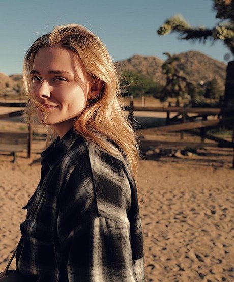 Chloe Grace Moretz photo 168
