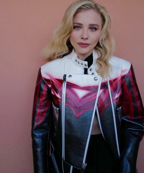 Chloe Grace Moretz photo 169