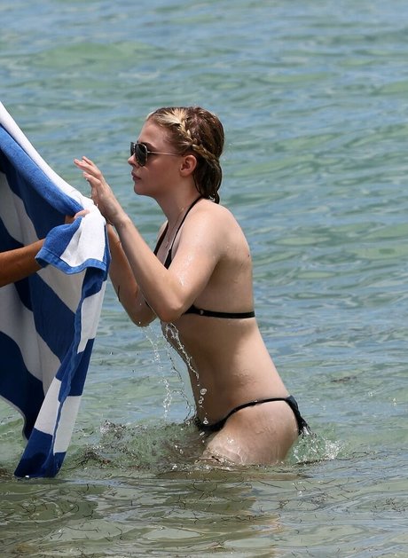 Chloe Grace Moretz photo 230
