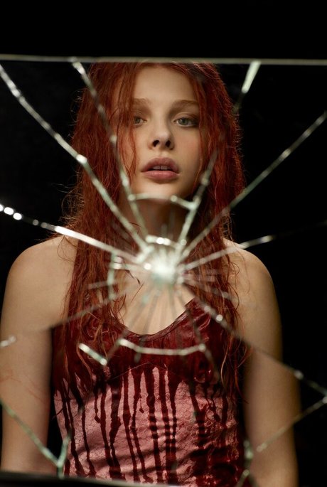 Chloe Grace Moretz photo 235
