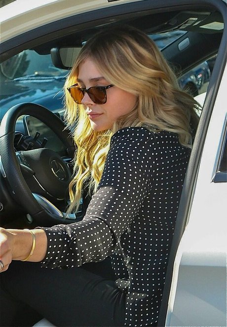 Chloe Grace Moretz photo 284