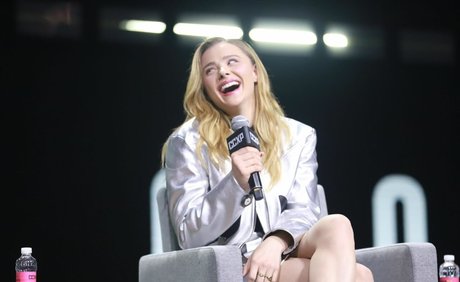 Chloe Grace Moretz photo 350