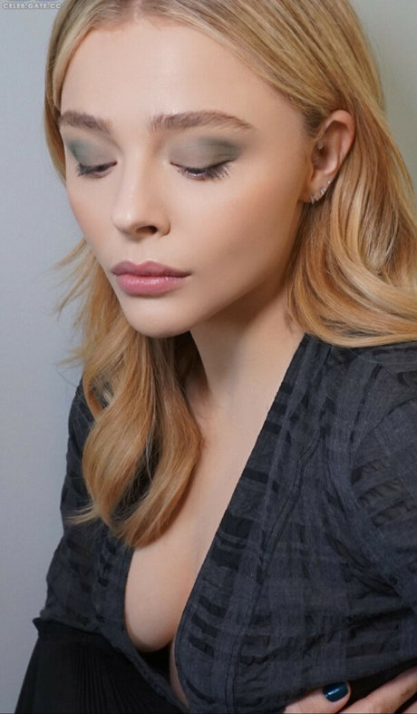 Chloe Grace Moretz photo 377