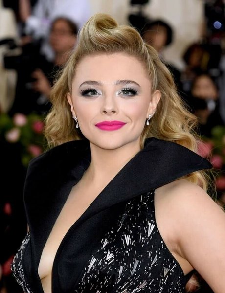 Chloe Grace Moretz photo 383
