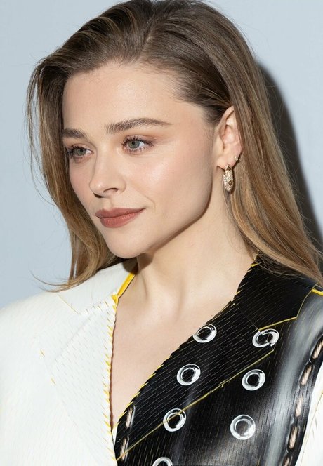 Chloe Grace Moretz photo 455