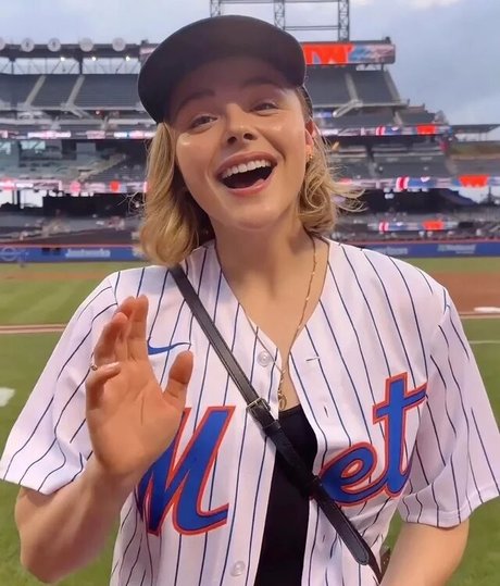 Chloe Grace Moretz photo 935