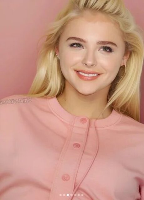 Chloe Grace Moretz photo 1023