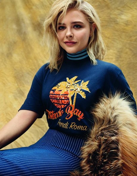 Chloe Grace Moretz photo 1034