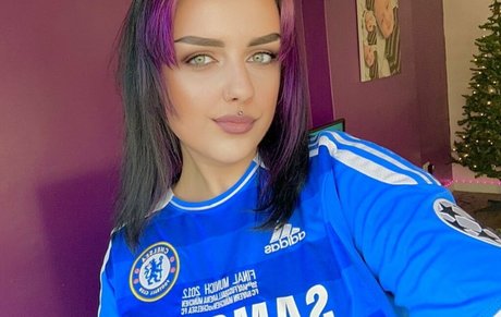 Chlo_xo98 photo 16