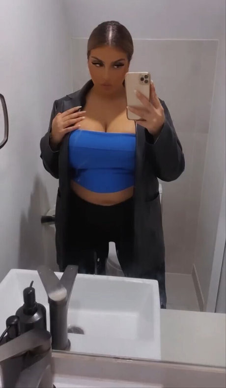 Chloe C photo 237