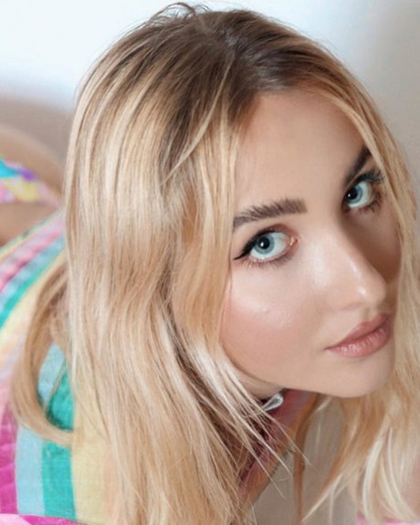 Chloe Chevalier photo 62
