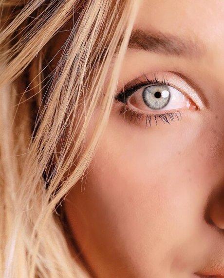 Chloe Chevalier photo 115