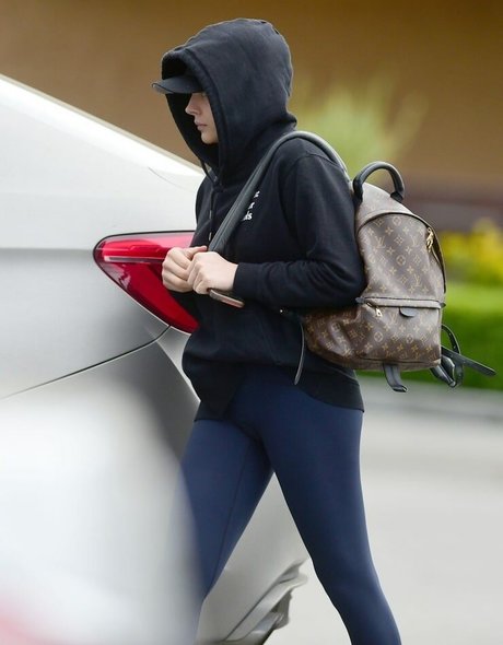 Chloe Grace Moretz photo 99