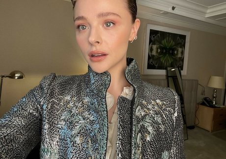 Chloe Grace Moretz photo 142
