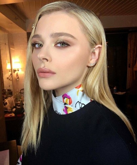Chloe Grace Moretz photo 157