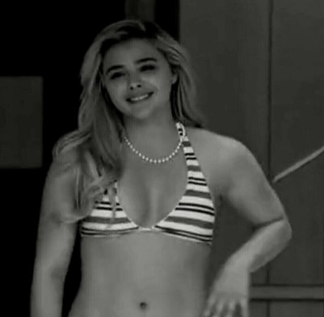 Chloe Grace Moretz photo 172
