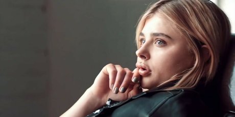 Chloe Grace Moretz photo 192