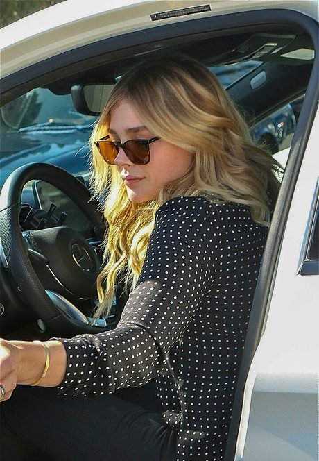 Chloe Grace Moretz photo 239