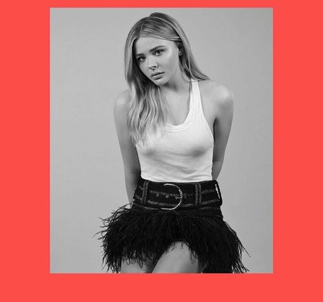 Chloe Grace Moretz photo 325
