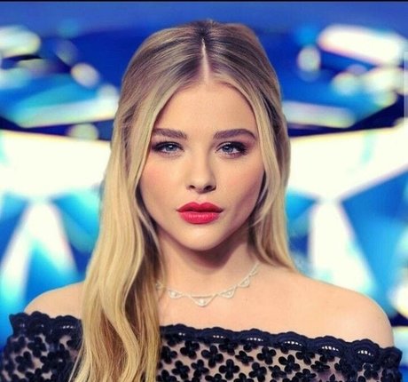 Chloe Grace Moretz photo 362